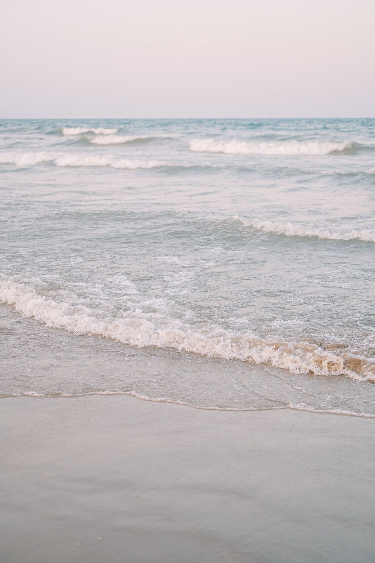 Engagement-Photoshoot-Patacona-Beach-Valencia-039