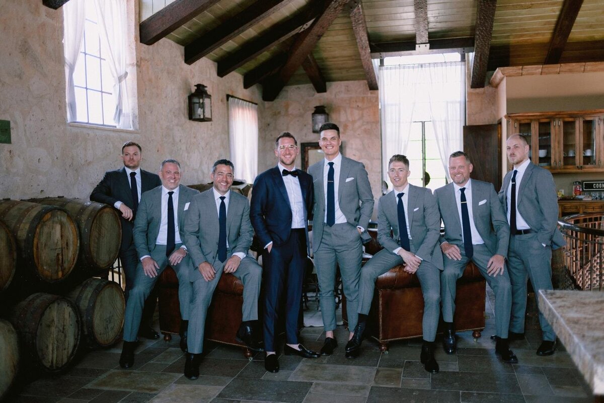 Groom-and-groomsmen-in-Luna-Escondida,-San-Miguel-de-Allende.jpg