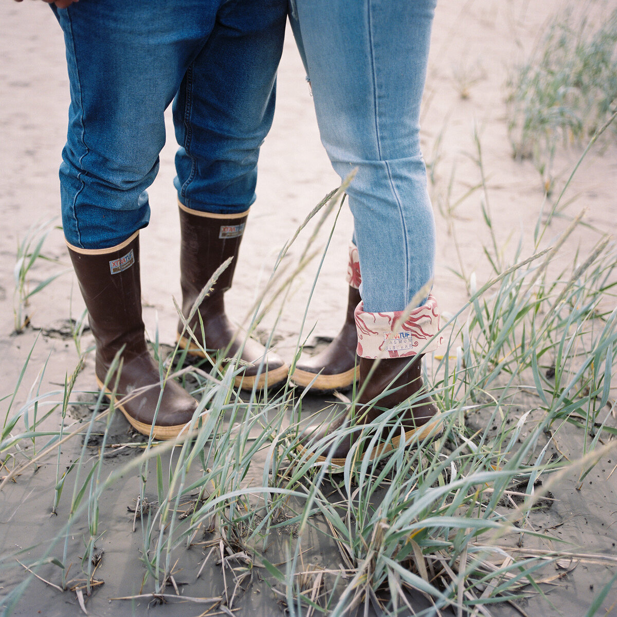 Turnagain-Arm-Alaska-Engagement-Photography-1314
