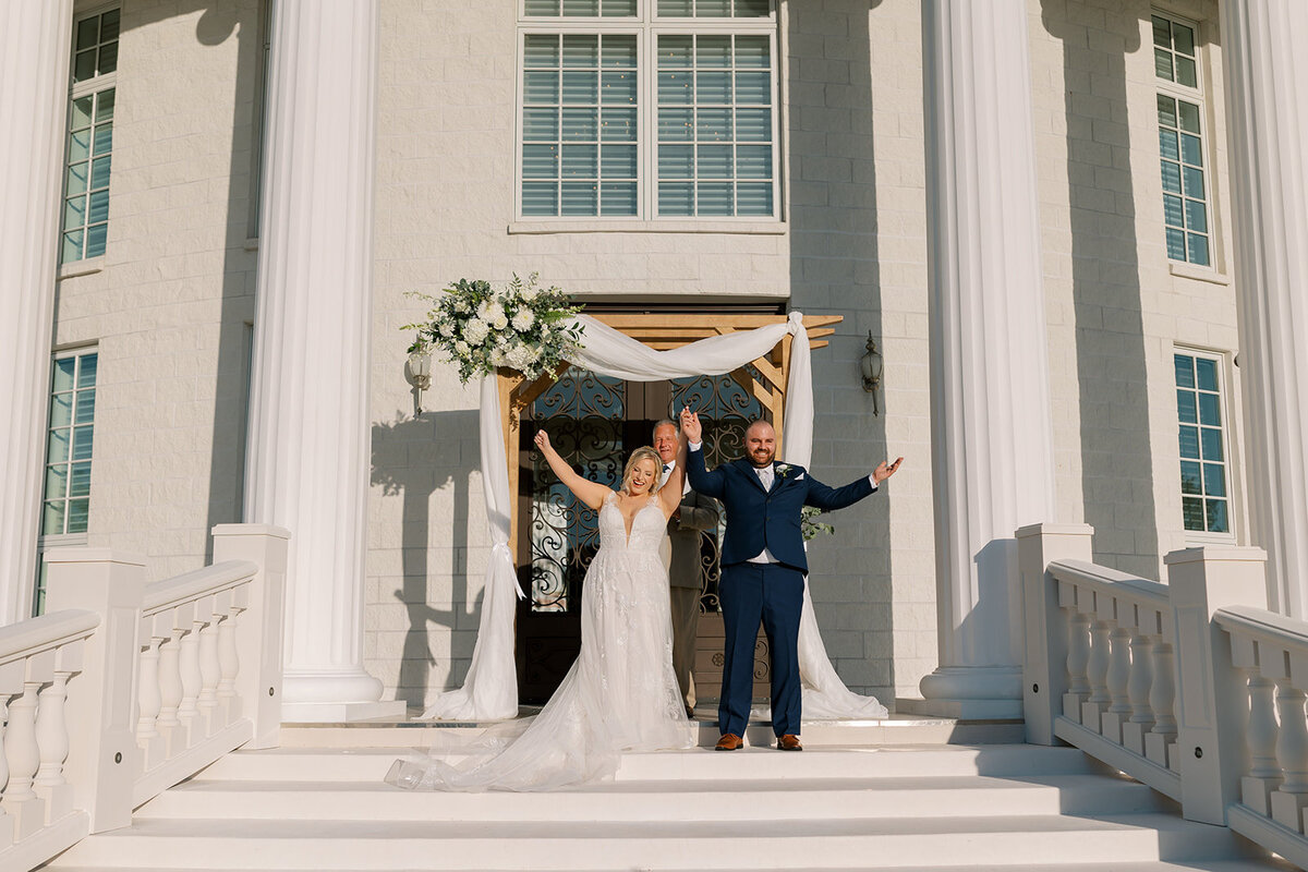 miranda-rose-photo-whitehurst-gallery-elopement-chantilly-chic-celebrations-14