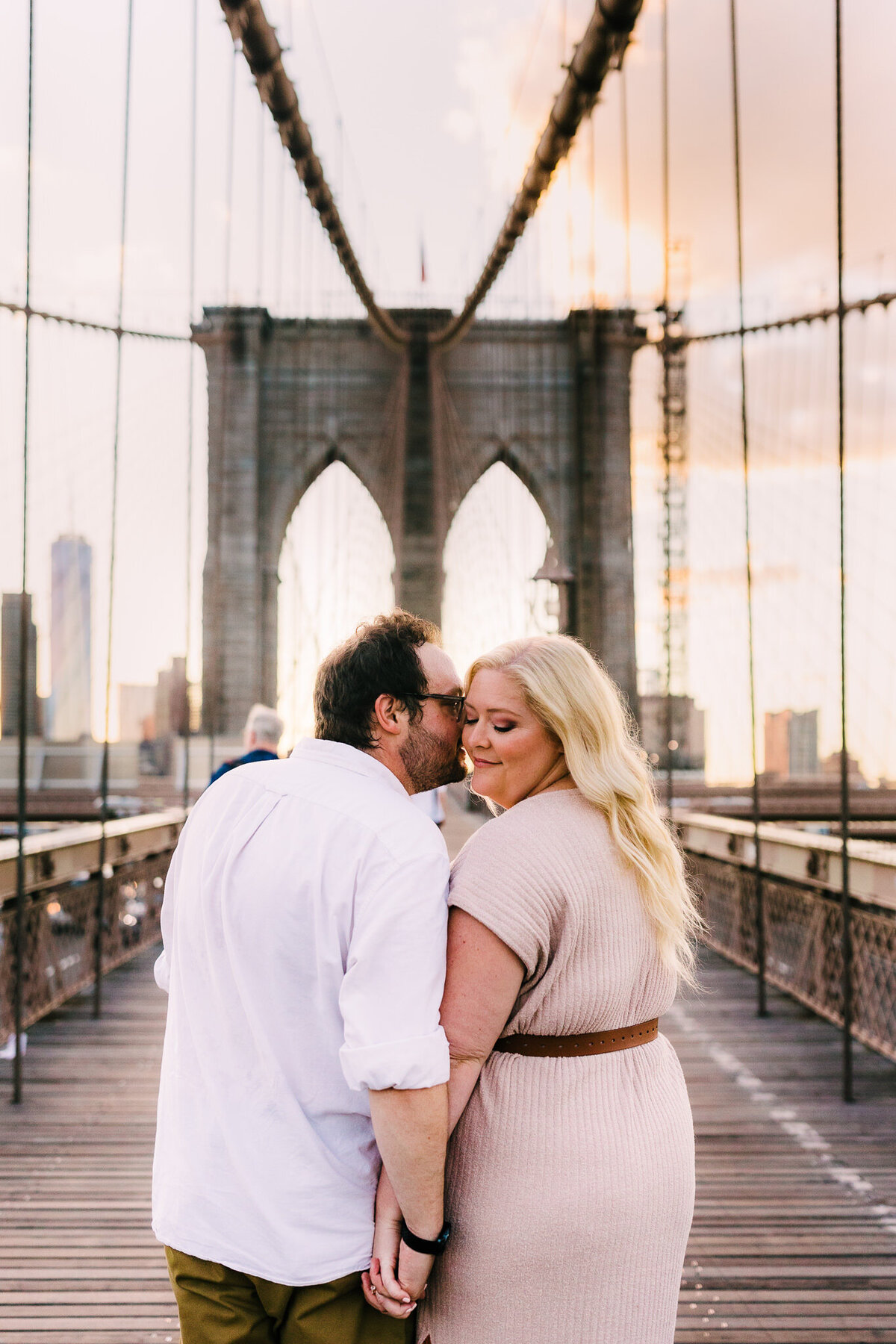 sunset-dumbo-brooklyn-engagement-photos-rebecca-renner-photography-8
