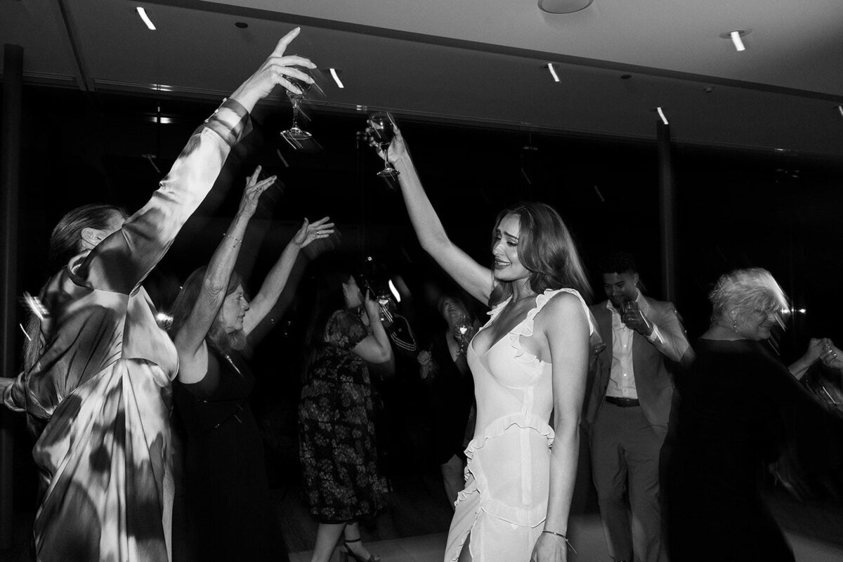 Chicago-Wedding-Photographer-Lindsay-Elaine-Photography-982