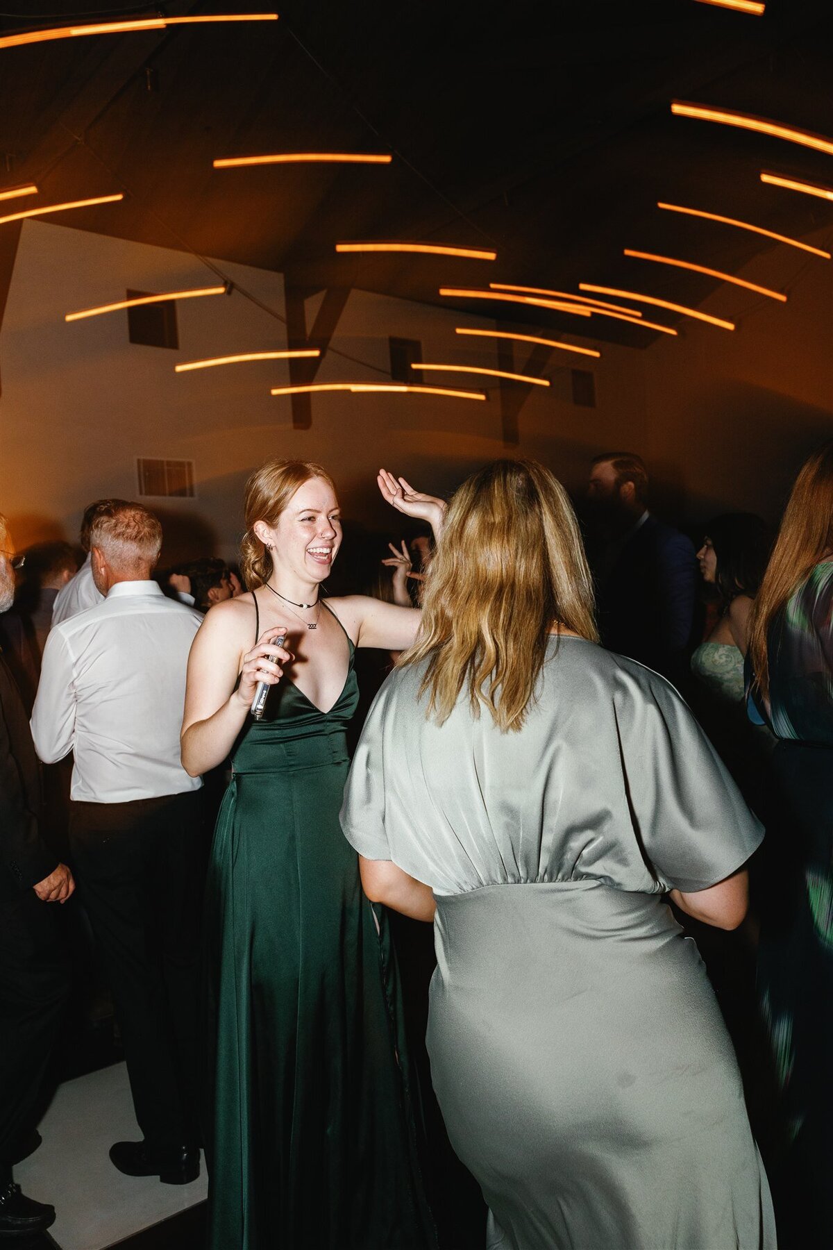 viansa-wedding-sonoma-emma-taylor-ashley-carlascio-photography-1561