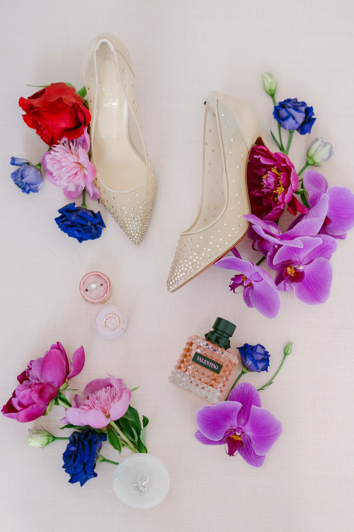 secret-garden-wedding-red-purple-pink-flowers-bride-shoes