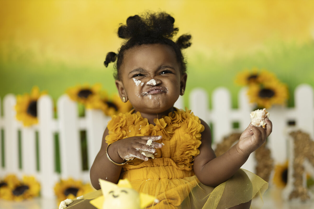 Hampton Georgia cake smash photographer, Atlanta cake smash photographer, jonesboro Georgia cake smash photographer, Fayetteville cake smash photographer, Mcdonough cake smash photographer