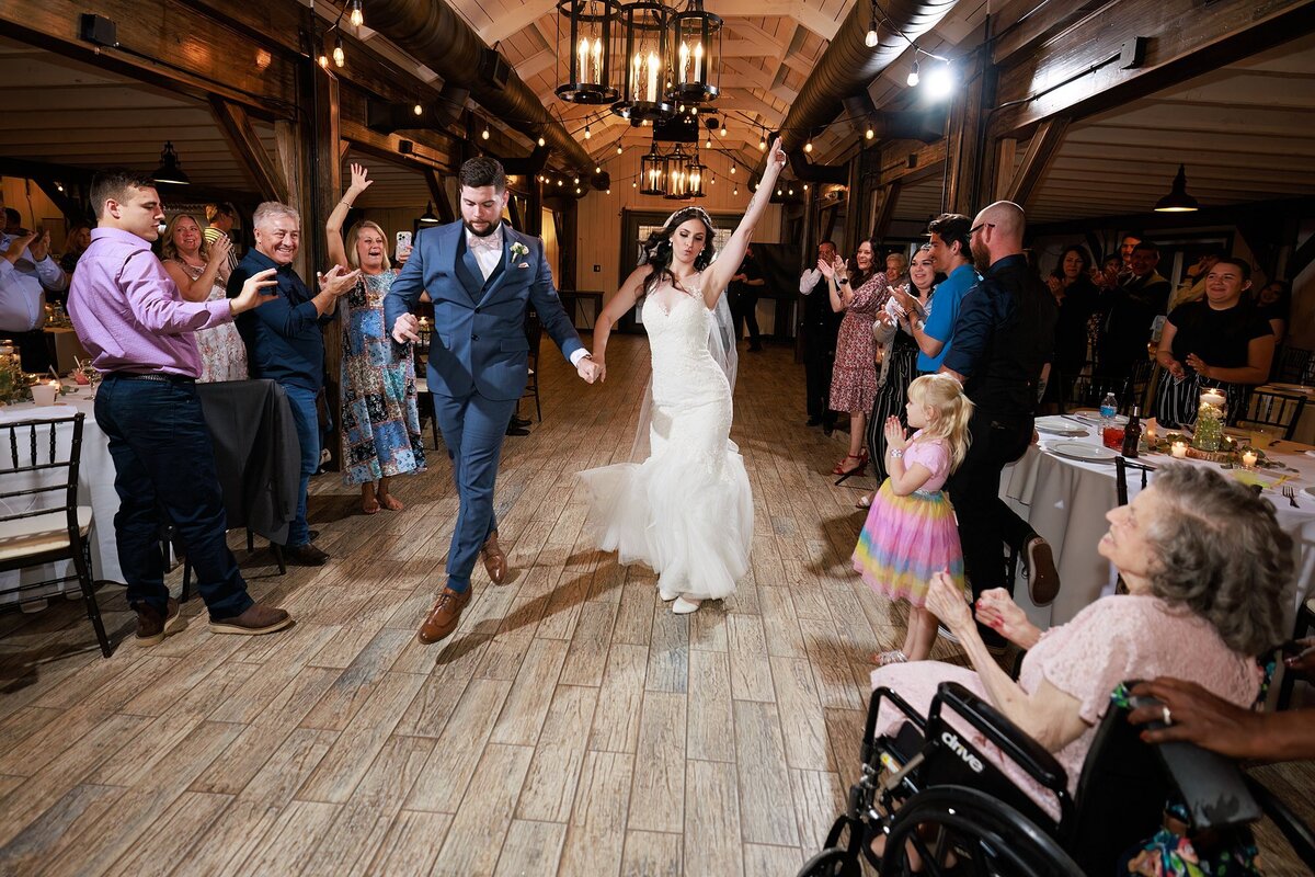 Windmill Winery Lake House Wedding (53)