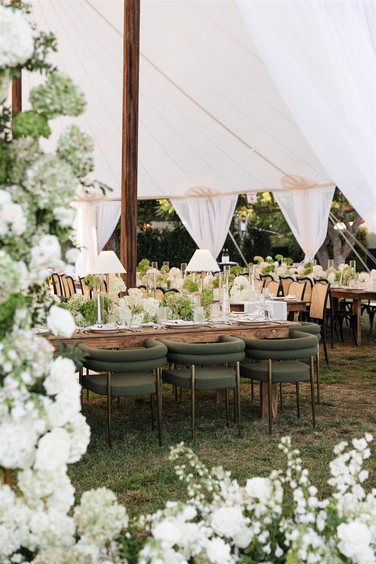 Lyndy Dustin-Details-36