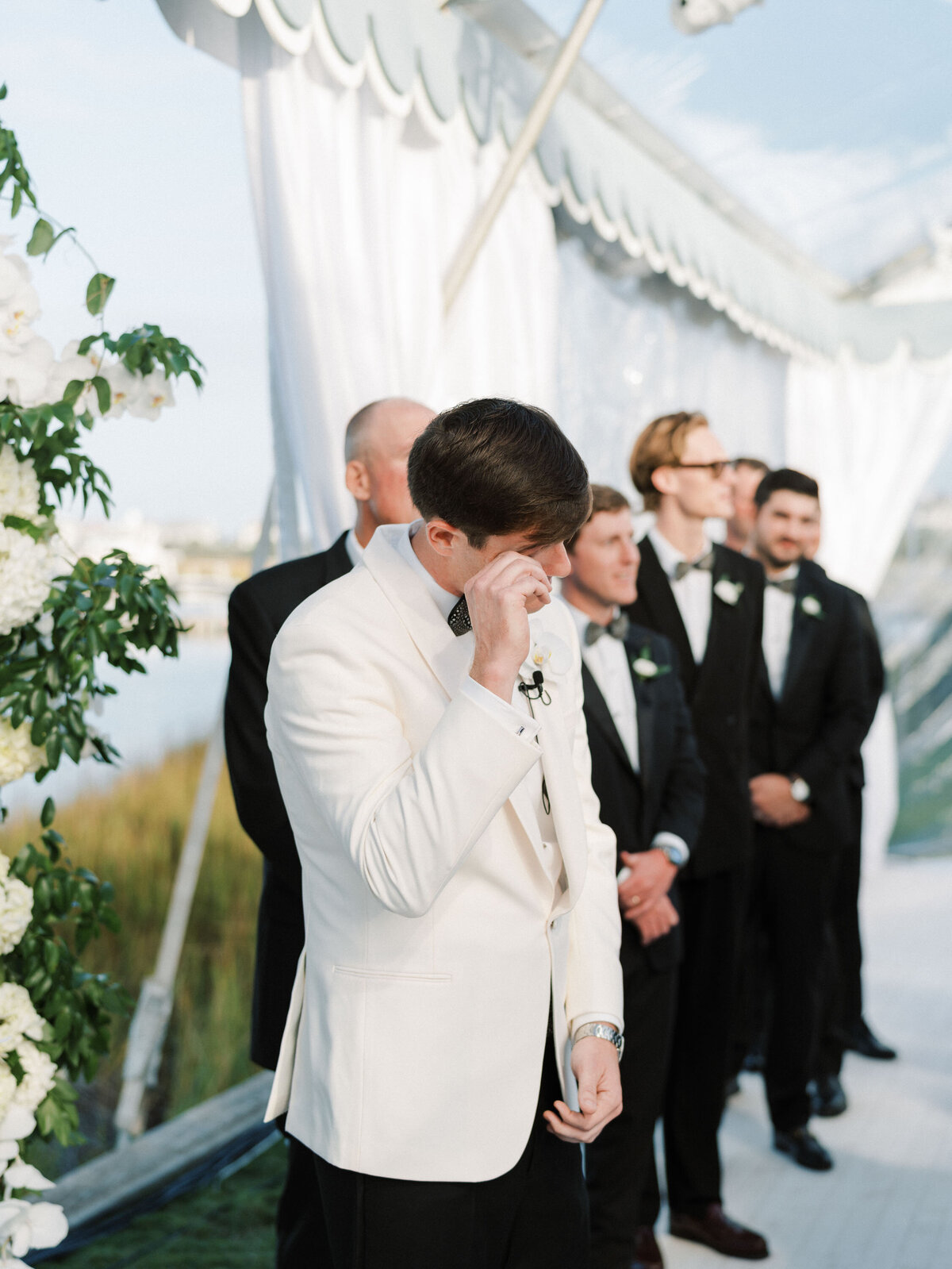 figure-eight-island-yacht-club-wedding-067