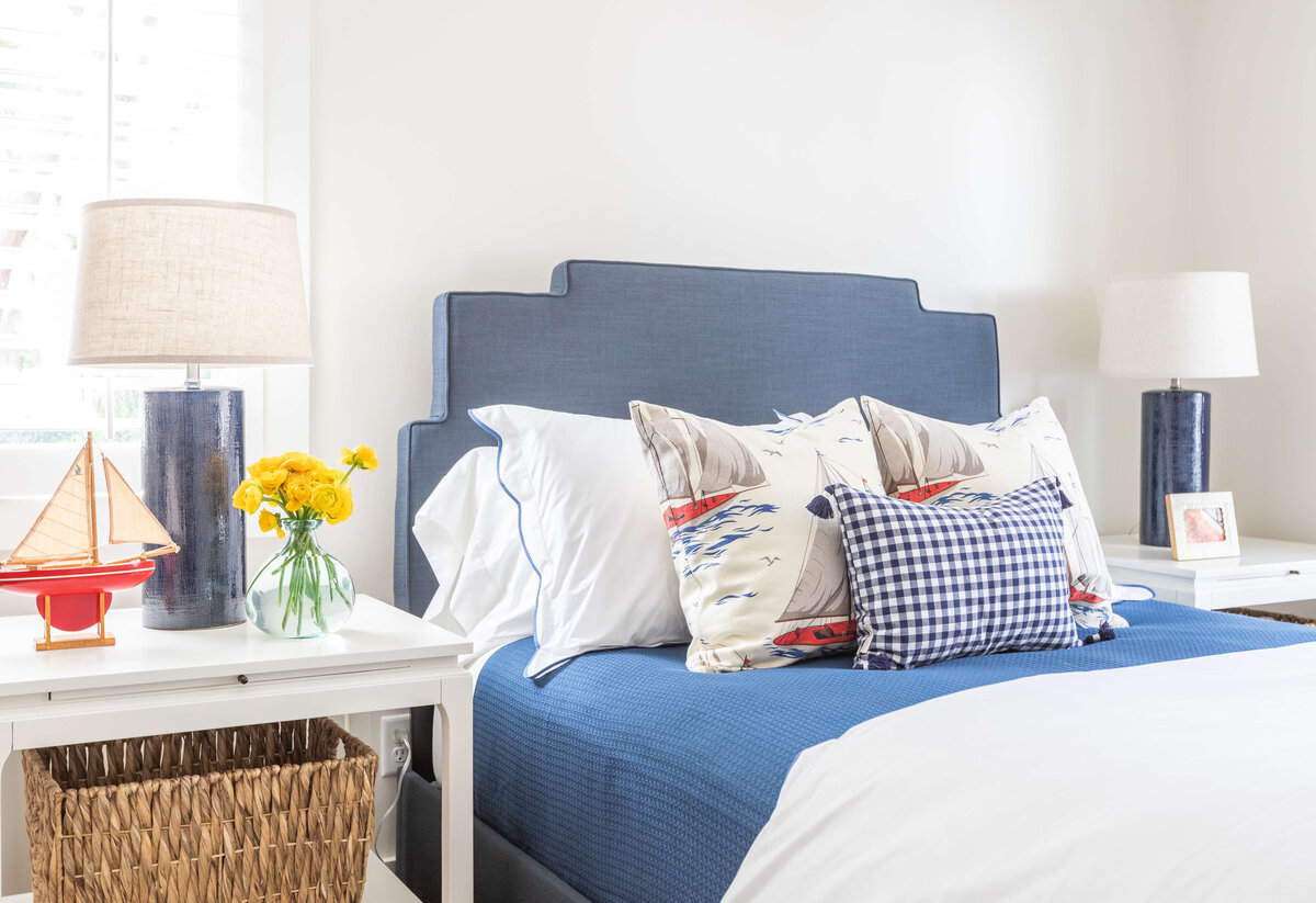 Amelia Island Coastal Bungalow Lola Interiors Bedroom (1)