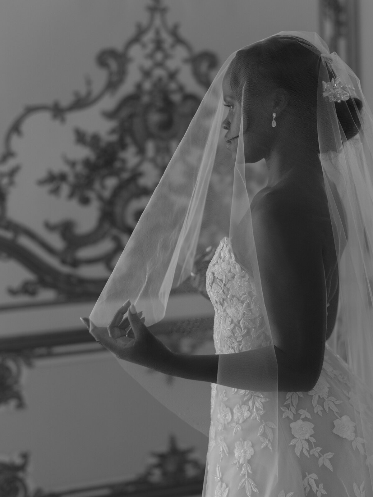 perry-belmont-house-wedding-classic-DC-european-bride