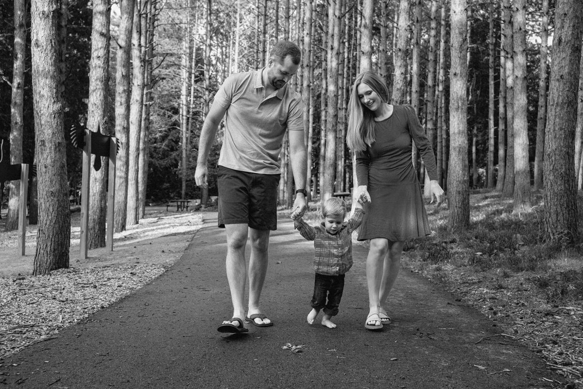 Family_Lifestyle_Session_Wisconsin_Krop_Kreative-9