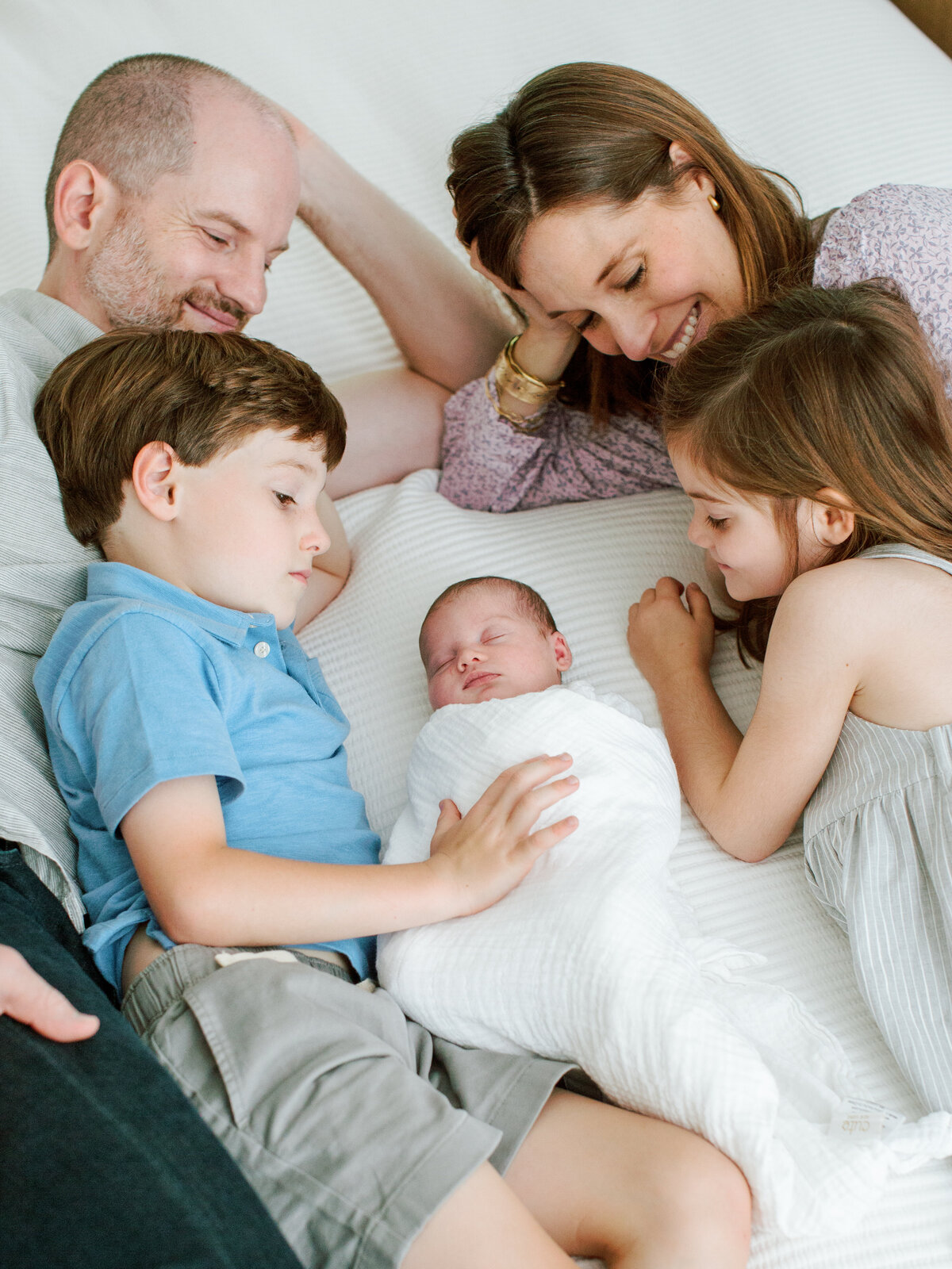 richmond-natural-newborn-photos-at-home-amy-nicole-photography-0223