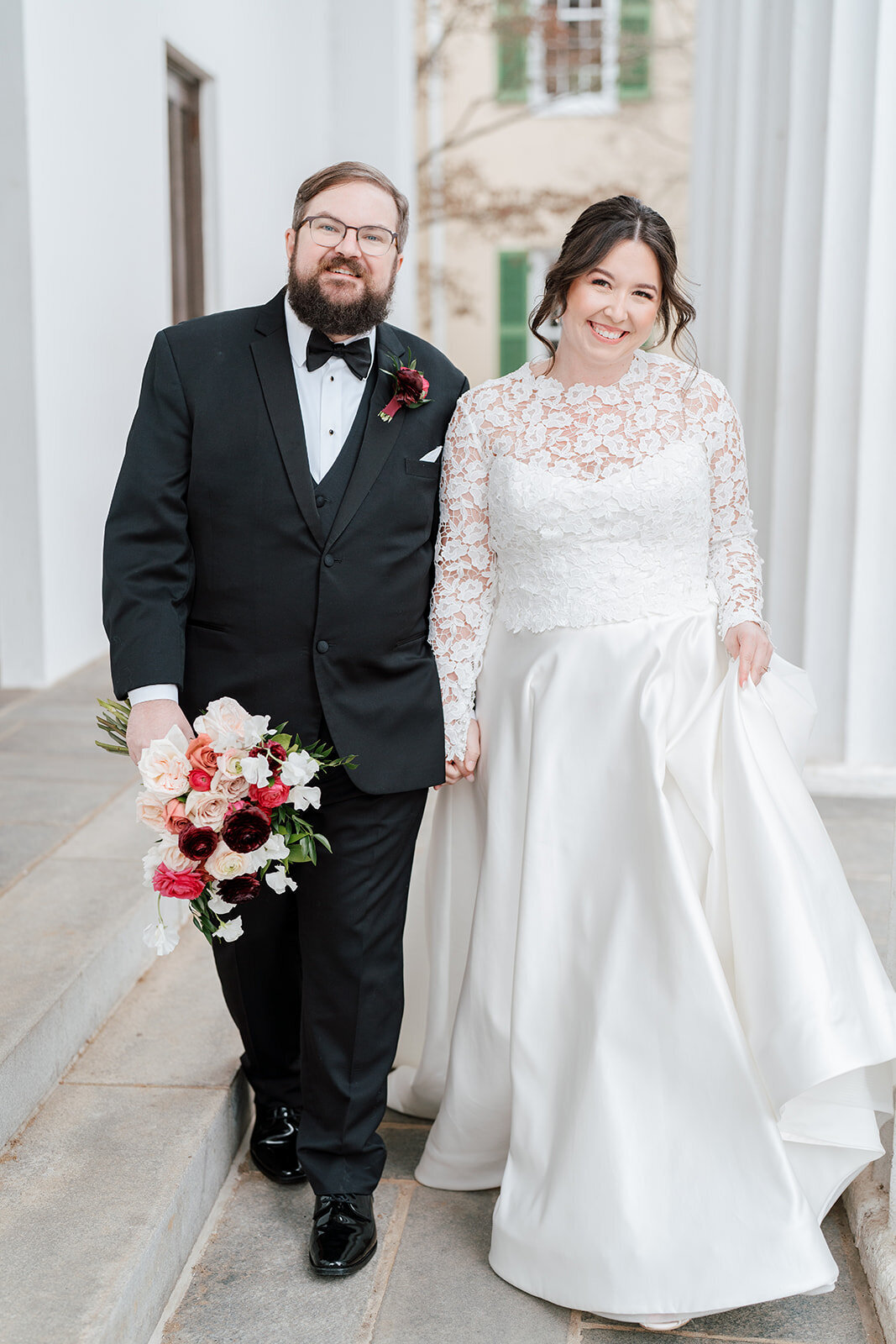 classic-colorful-wedding-flowers-georgian-hall-atlanta-florist-floral-installation_2 (1)