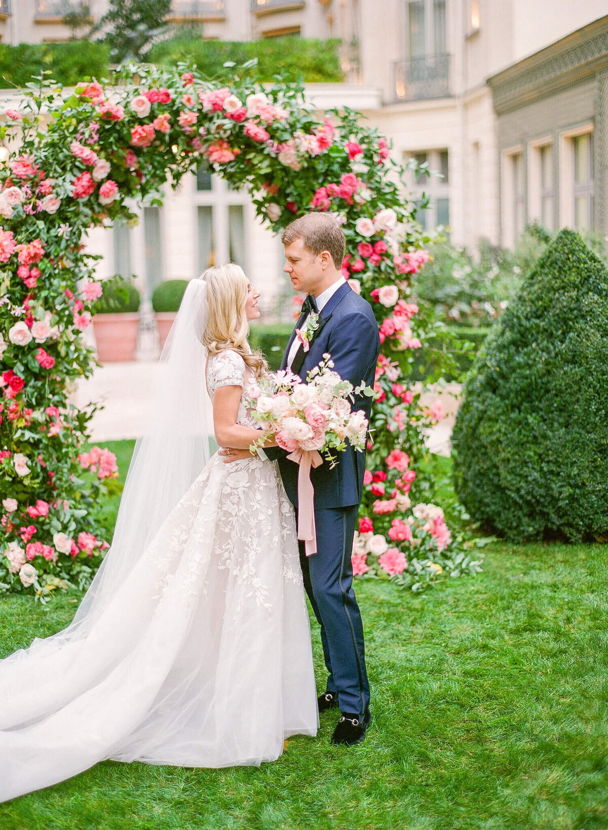 Ritz-wedding-ceremony-arch