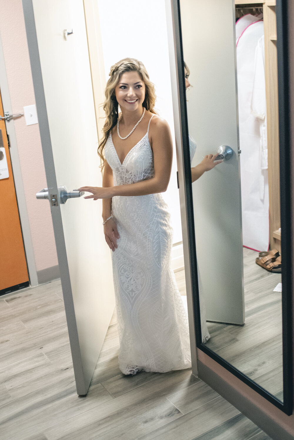 finer-points-coastal-kitty-hawk-pier-wedding00025