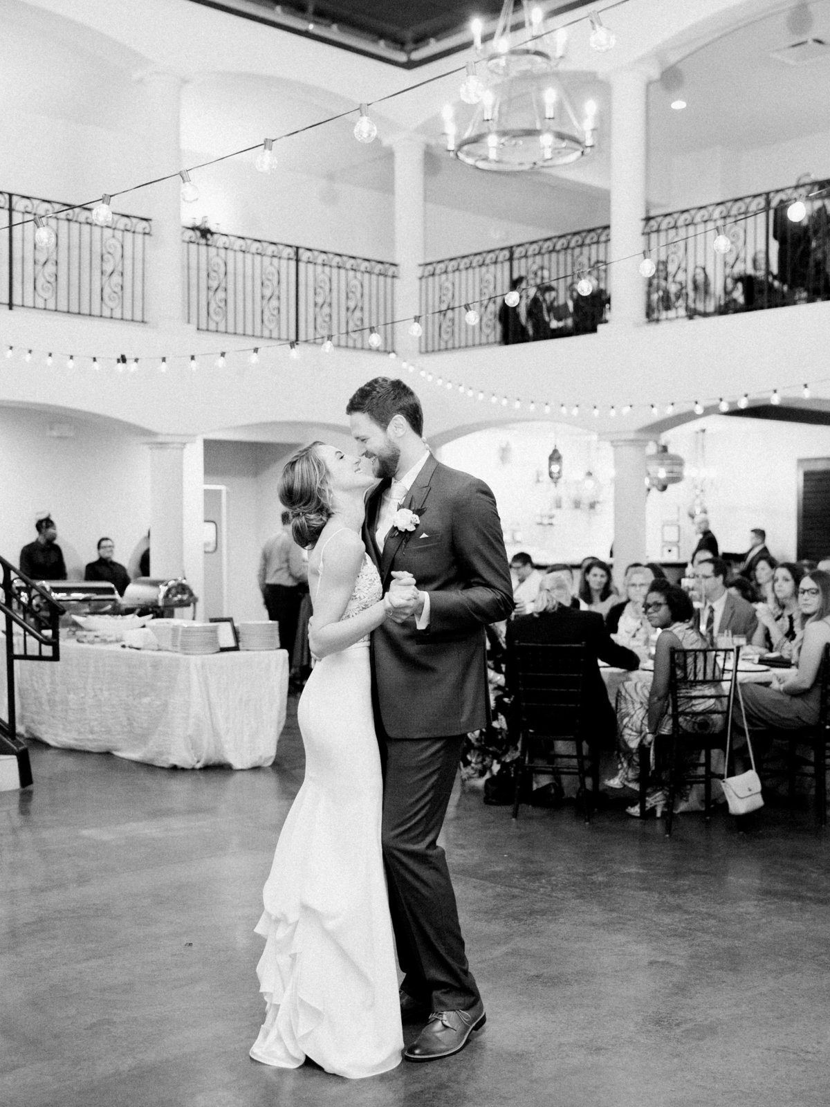 0646_CourtneyHansonPhotography_Elizabeth_Caleb_Wedding-2806