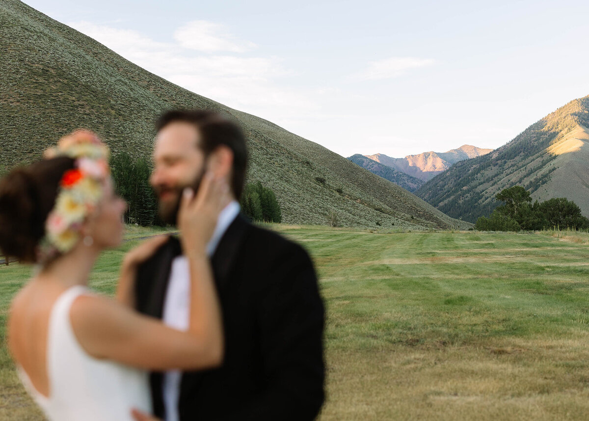 Olivia&TomSneakPeeks(Wedding)-182