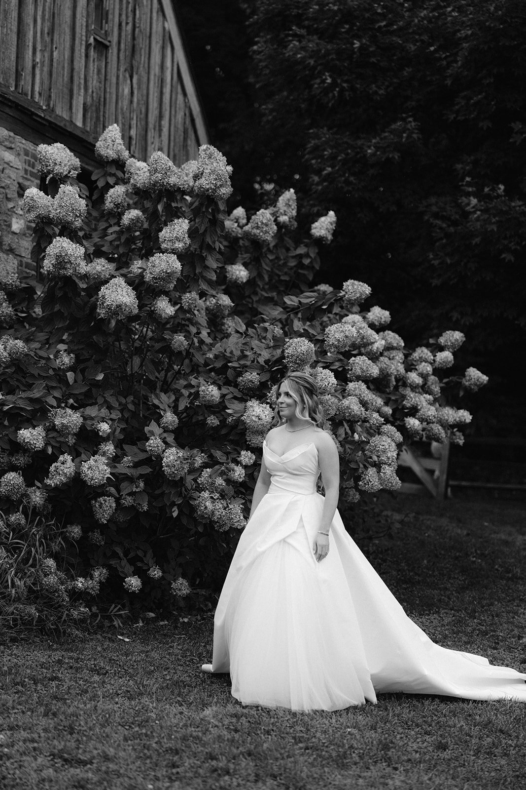 blue-hill-stone-barns-wedding-sava-weddings-nyc-wedding-photographer-294