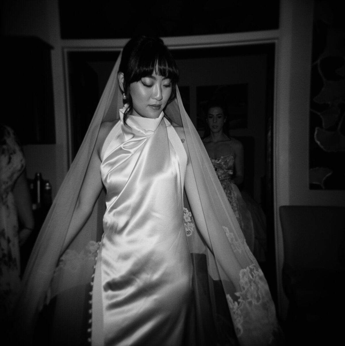 hilary-and-arnaud-getting-ready-kristine-herman-photography-121