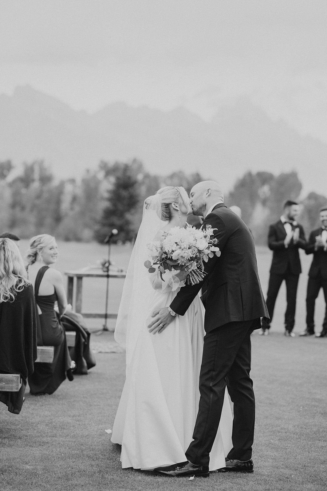 Jackson-Hole-Golf-And-Tennis-Wedding-Fall- JK-Foxtails-Photography-075