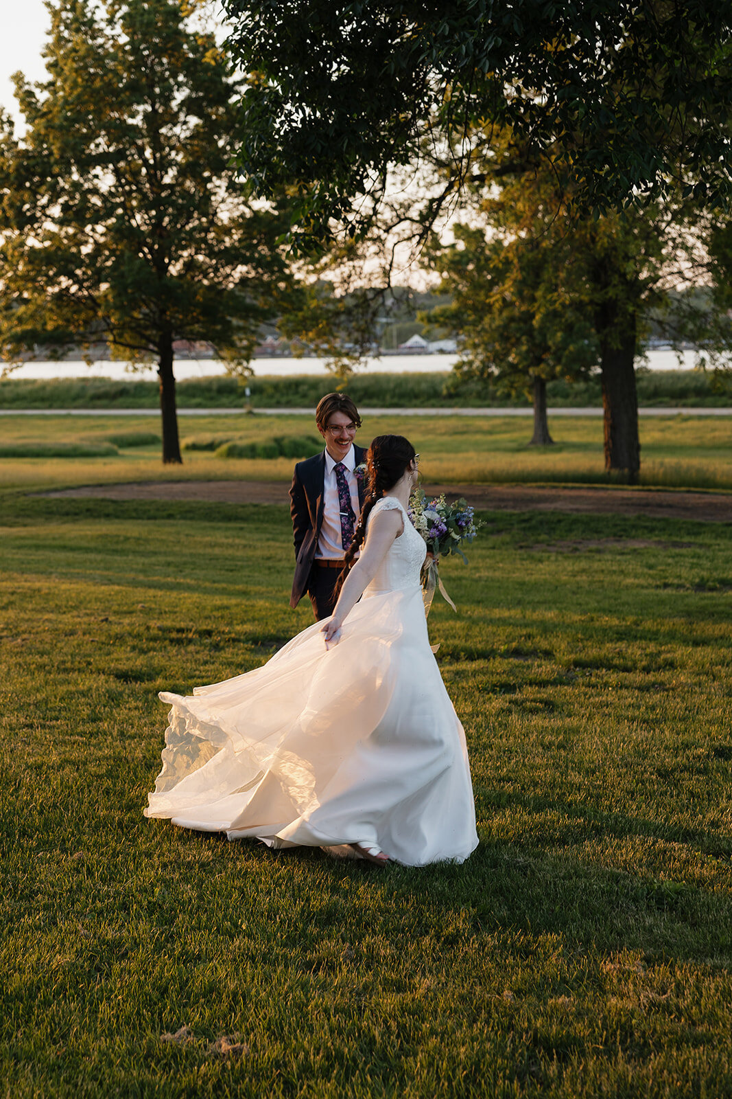 backyard-wedding-rock-island-arsenal-quad-cities-9