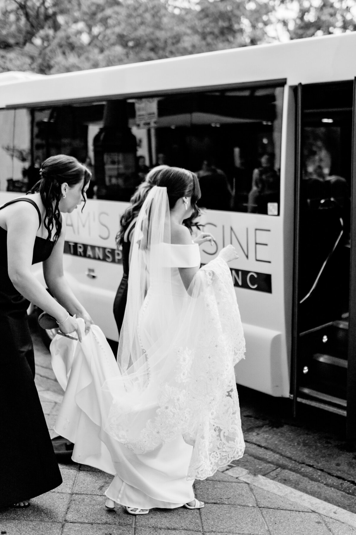 The Crystal Ballroom Wedding M.V. Photography Houston @mv_xoxo (25)
