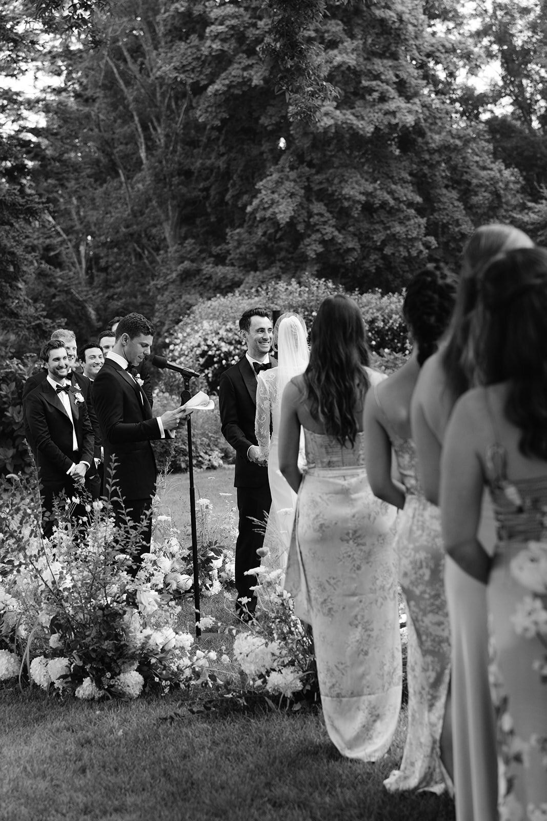 ceremony-aisle-flowers-ri