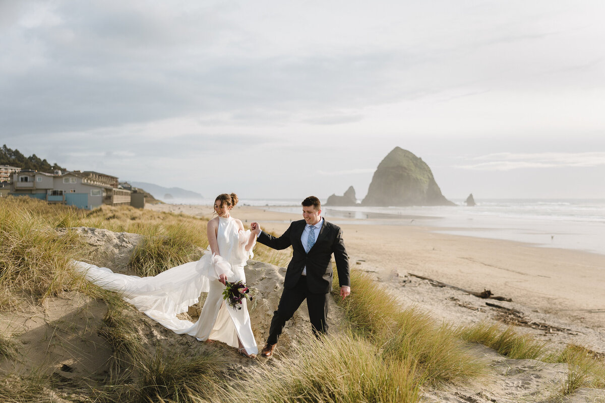 Cannon Beach Elopement Photographer_HK-59