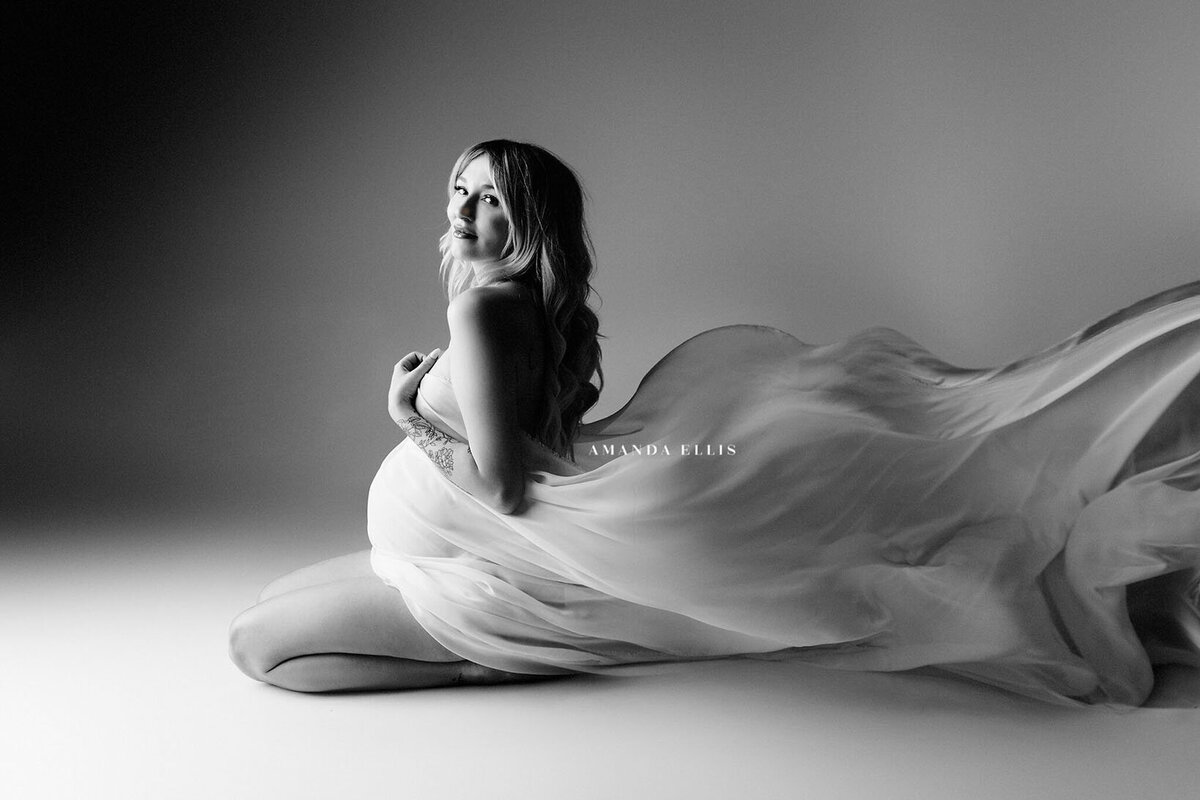 flowing-gown-maternity-photography-akron-ohio