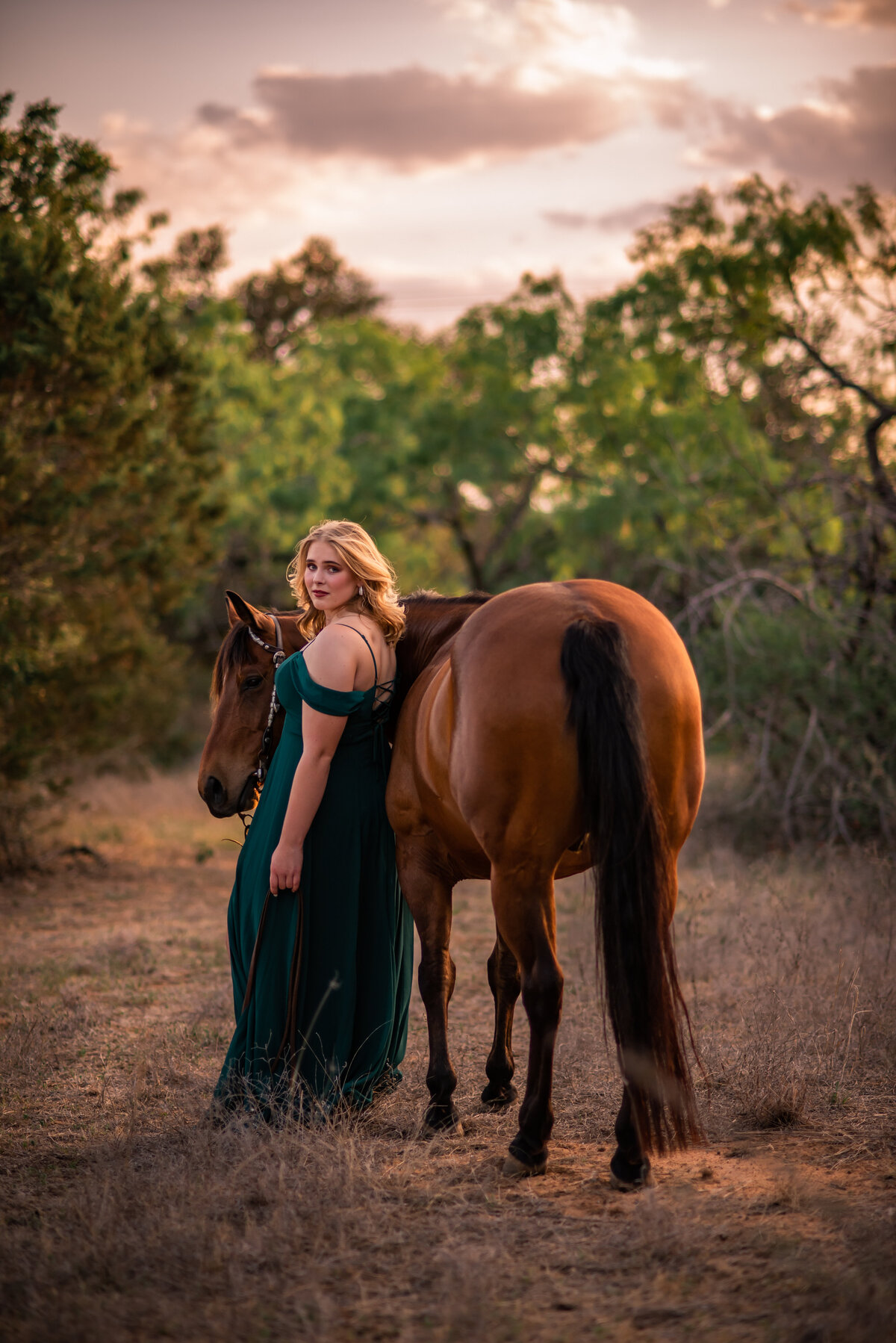 Photographer based in the Texas Hill Country specializing in Weddings, Equine, Senior Graduates and more