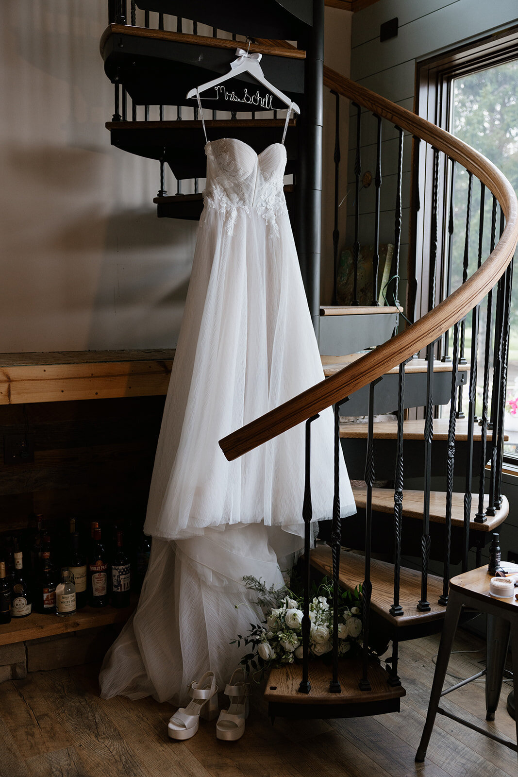 Northern IL Wedding Dress Details