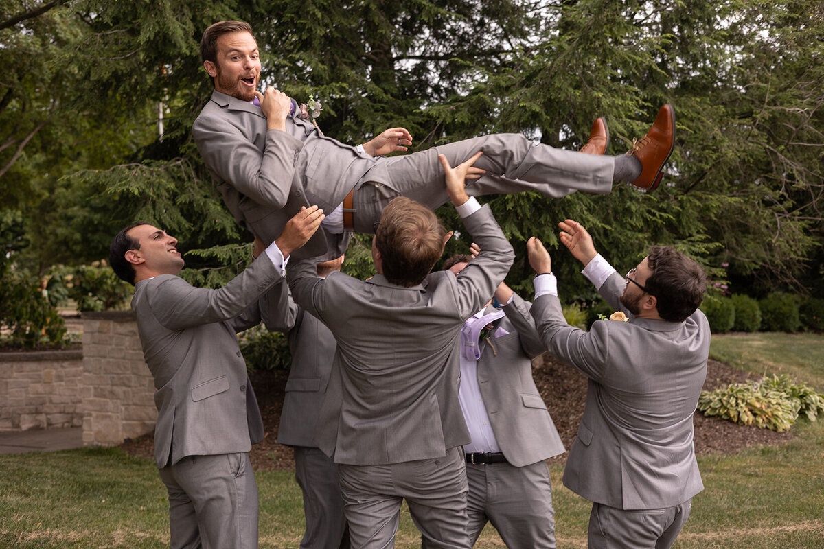 epic-groomsmen-photo-canton-ohio