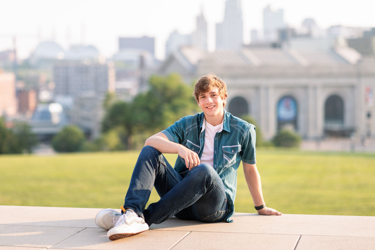 Kansas_City_Senior_Graduate_Photographer-85