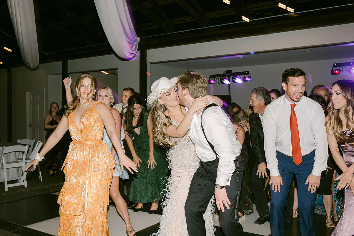 CHARLESTON-SC-wedding-photographer113