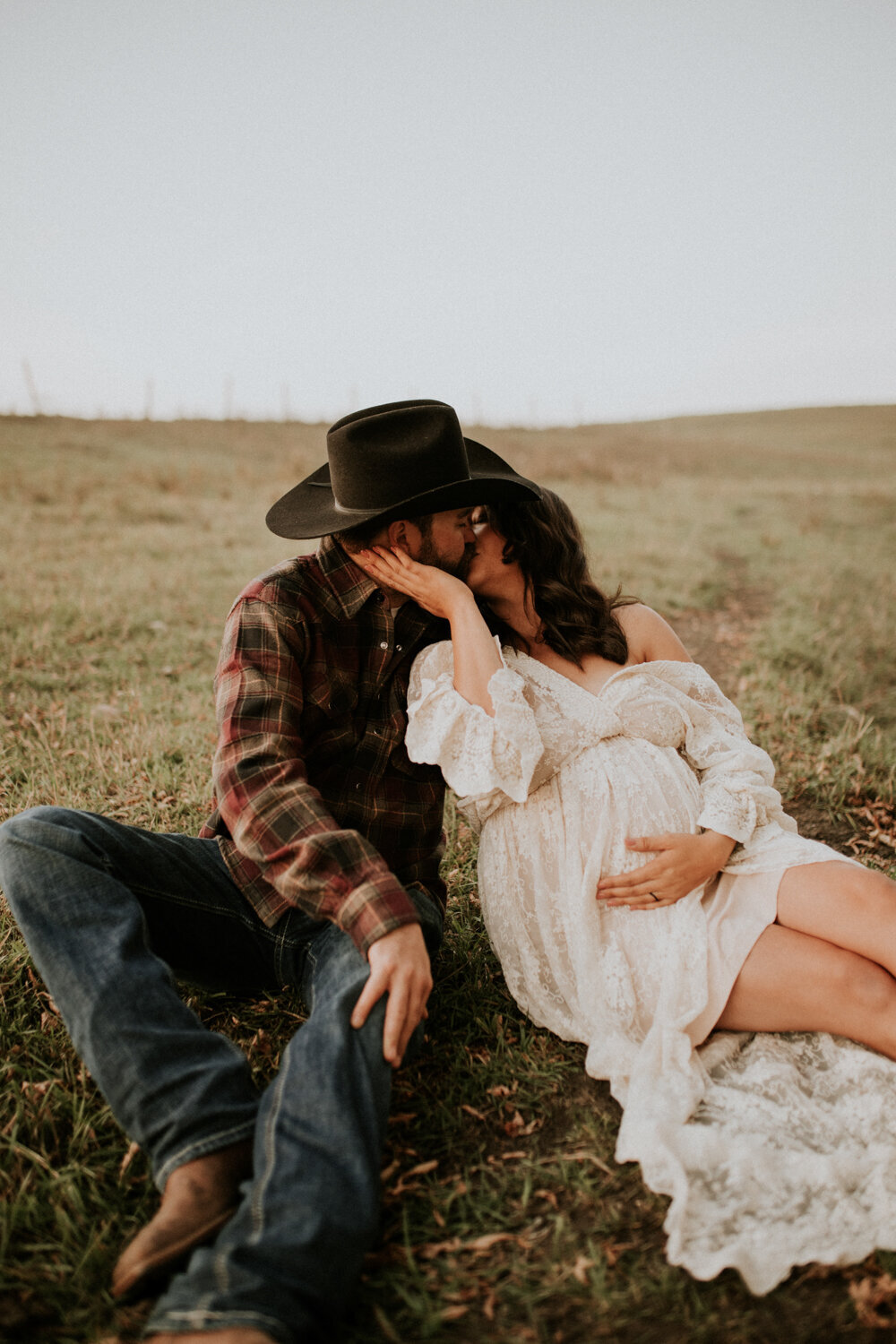 red-deer-central-alberta-newborn-maternity-photographer-25