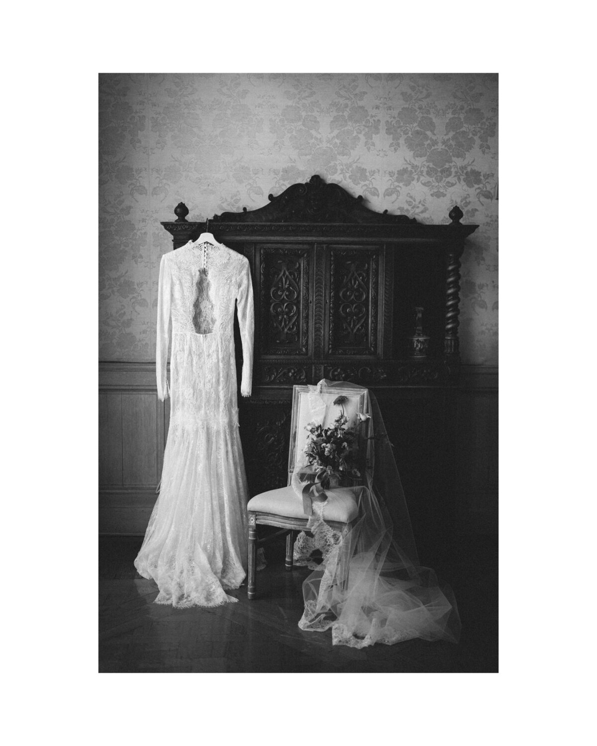Fine-Art-Intimate-Wedding-Photographer-7