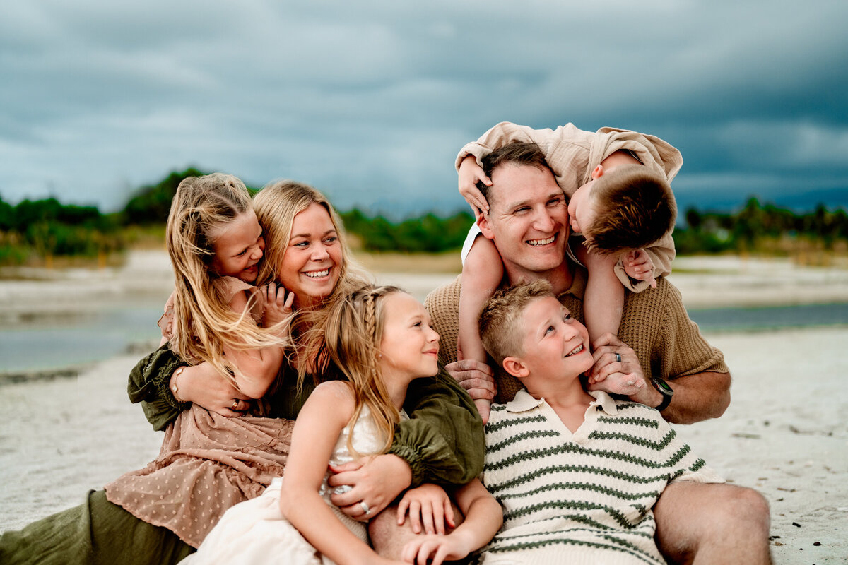 Chasing Creative Family Portaits Oct. 2025-26_(2048)