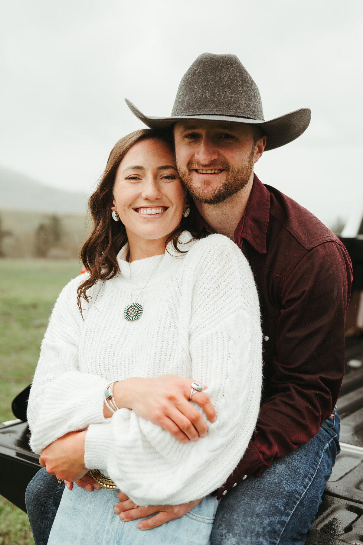 presley-gray-photo-montana-western-style-engagement-4072