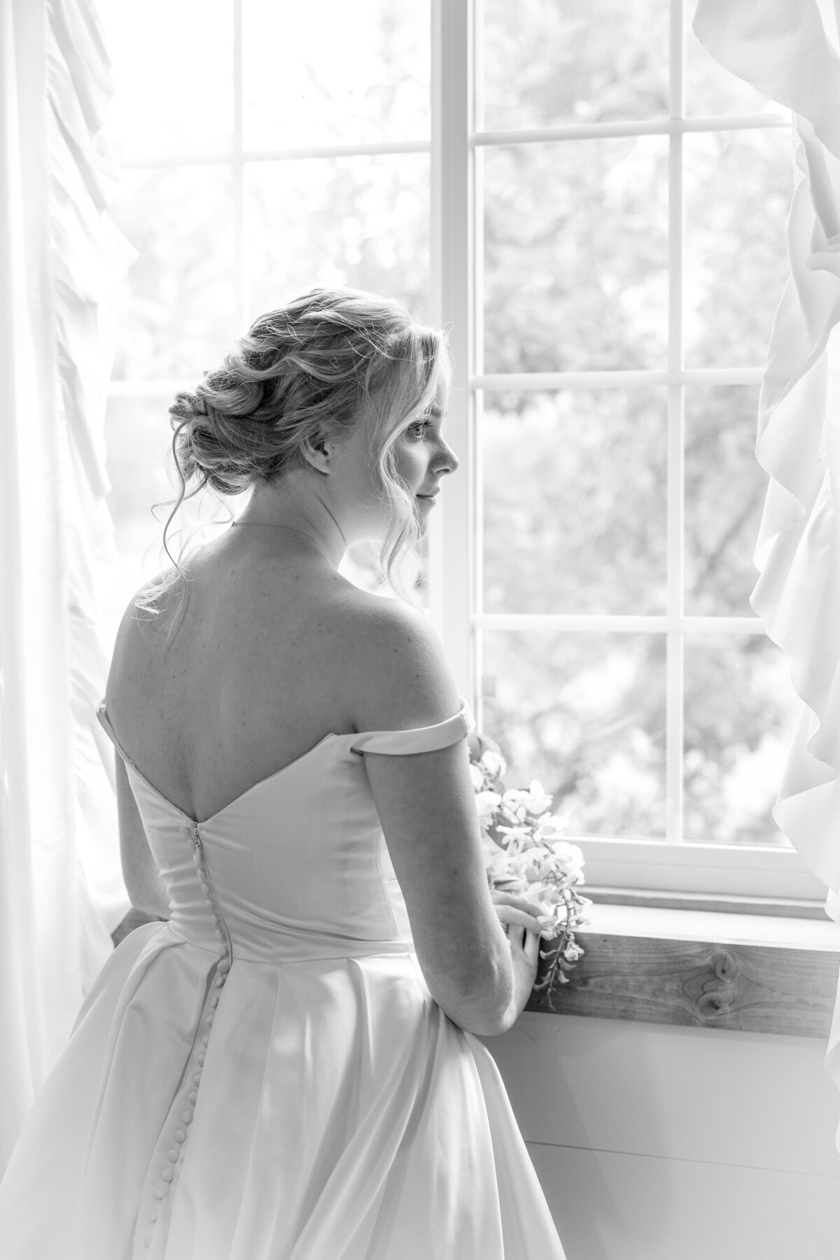 12-RaeganLiam-Wedding-Photographer-St-Cloud-Brainerd-MN-MindiJenningsPhotography
