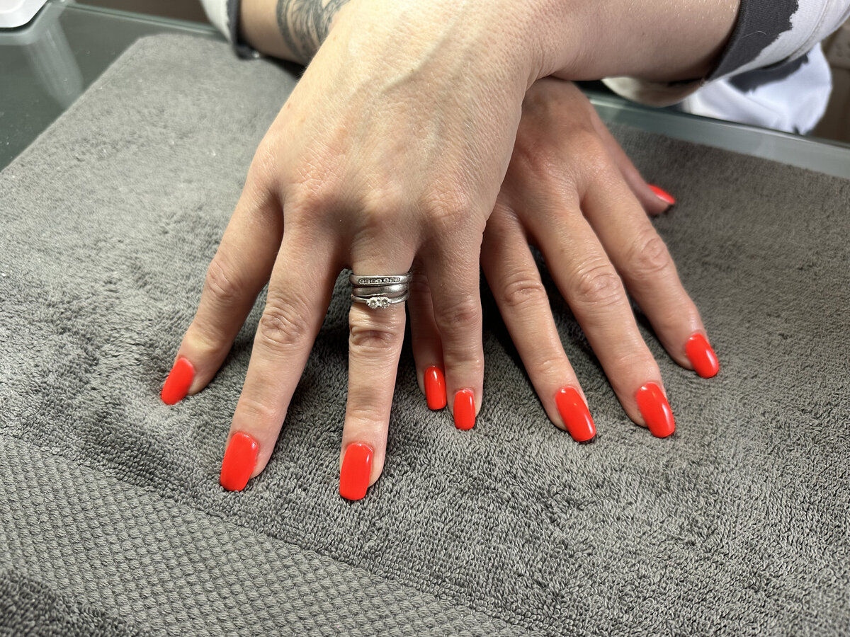 scarlet-red-nails