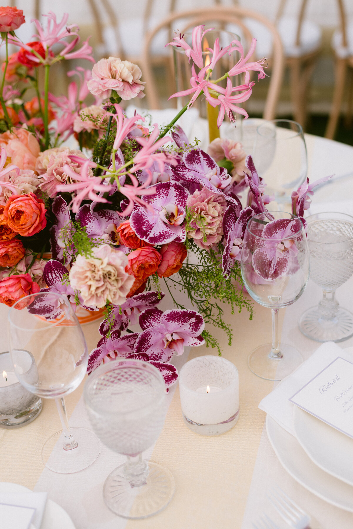 Full Service wedding planning and design at Willow Hill in Connecticut by Gathered East