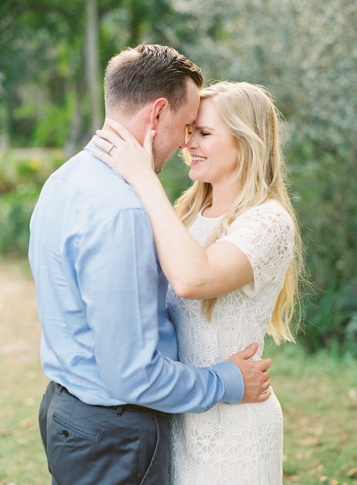 Napl-Florida-Engagement-film-photogrpaher-koreshan-state-park-27