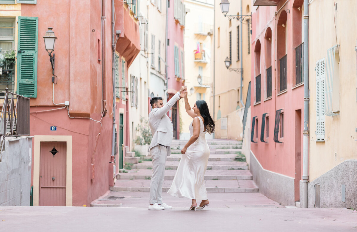 light bright and white engagement session for indian couple in nice france-184