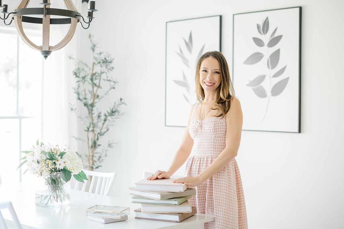 morgan_taylor_artistry_philadelphia_new_jersey_new_york_wedding_engagement_photographer_photography_fine_art_light_airy_romantic_dreamy_couples16