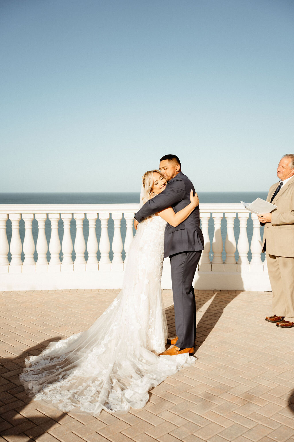 carolyn-rowe-photo-hyatt-regency-clearwater-elopement-chantilly-chic-celebrations-12
