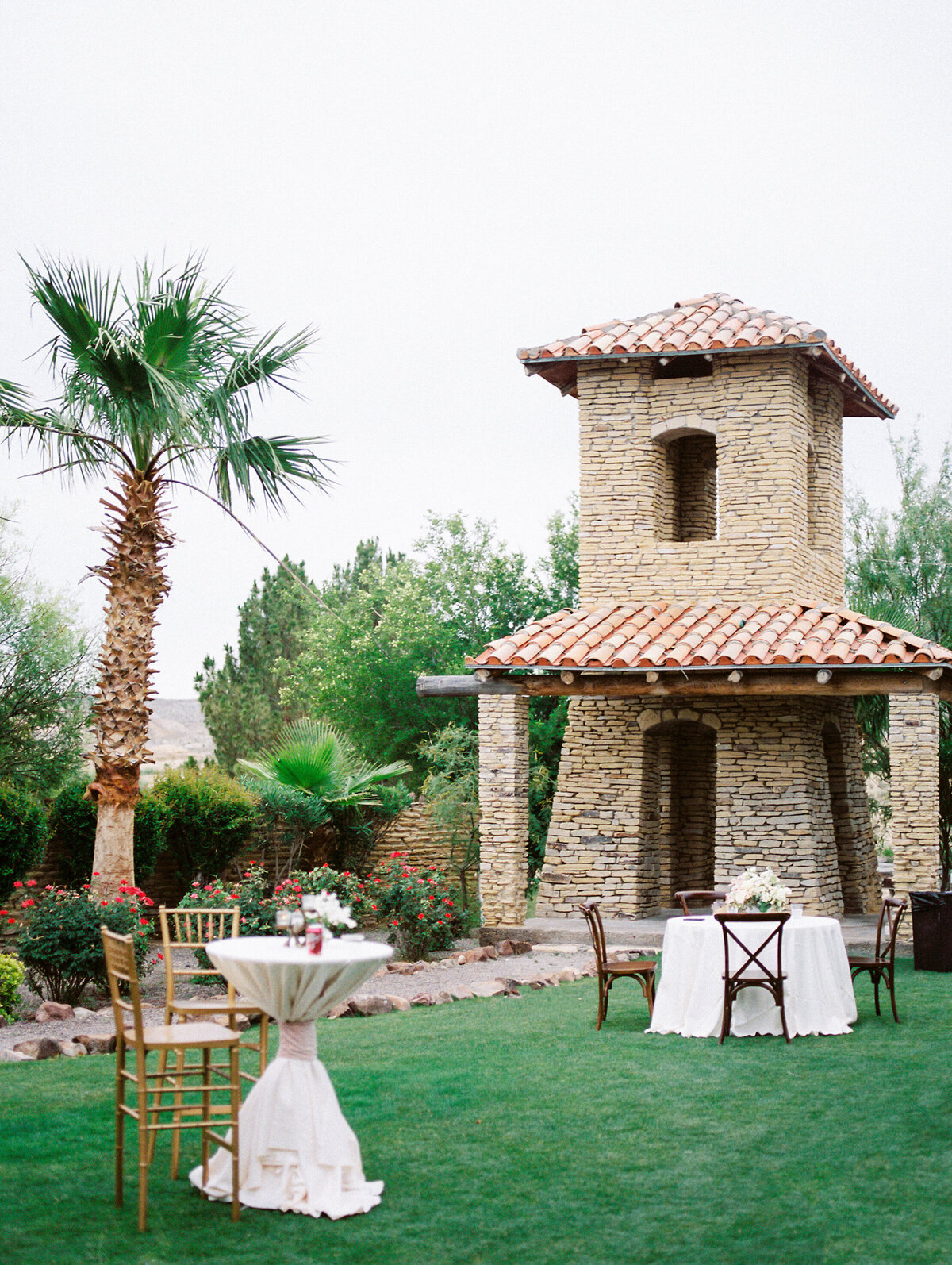 Wedding-at-Lajitas-Golf-Resort-Texas-2023-Coombes-Melanie-Julian-Photography-06-Reception-01CocktailHourDetails-11