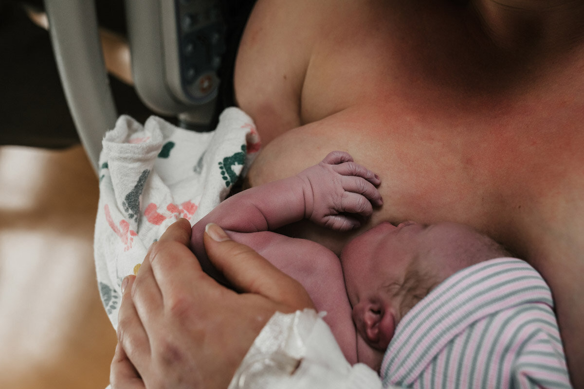 hospital-birth-photography-f-048