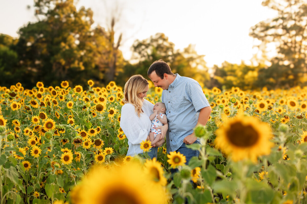 Best NW Arkansas family photography, family photographer near me, NW Arkansas child photographer, children's photography near me