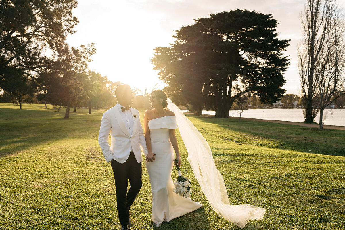 Courtney Laura Photography_ The Carousel Albert Park_ Melbourne City Wedding Photographer_ Viji and Lana-688