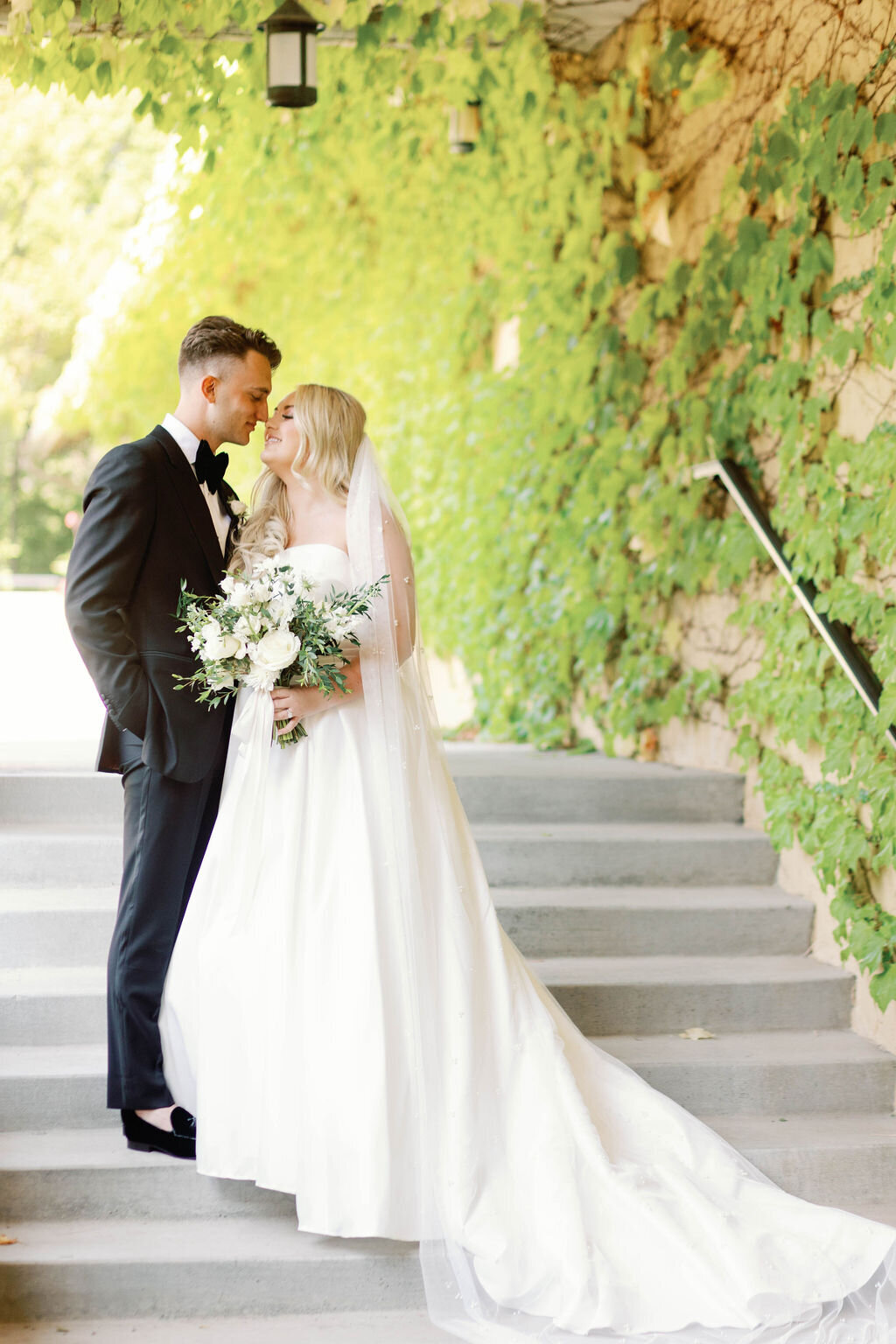 Madison-Anthony-Wedding-9.10.22-GabriellaSantosPhotography-Mr.Mrs.-54